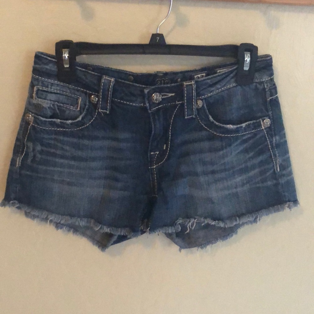 Miss Me shorts size 27